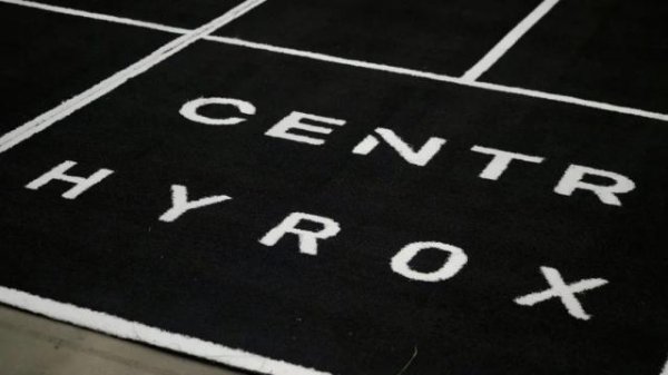 天宇优配  HYROX在中国，与时间赛跑